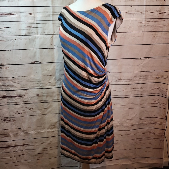 LOFT Dresses & Skirts - LOFT side ruched striped dress size medium